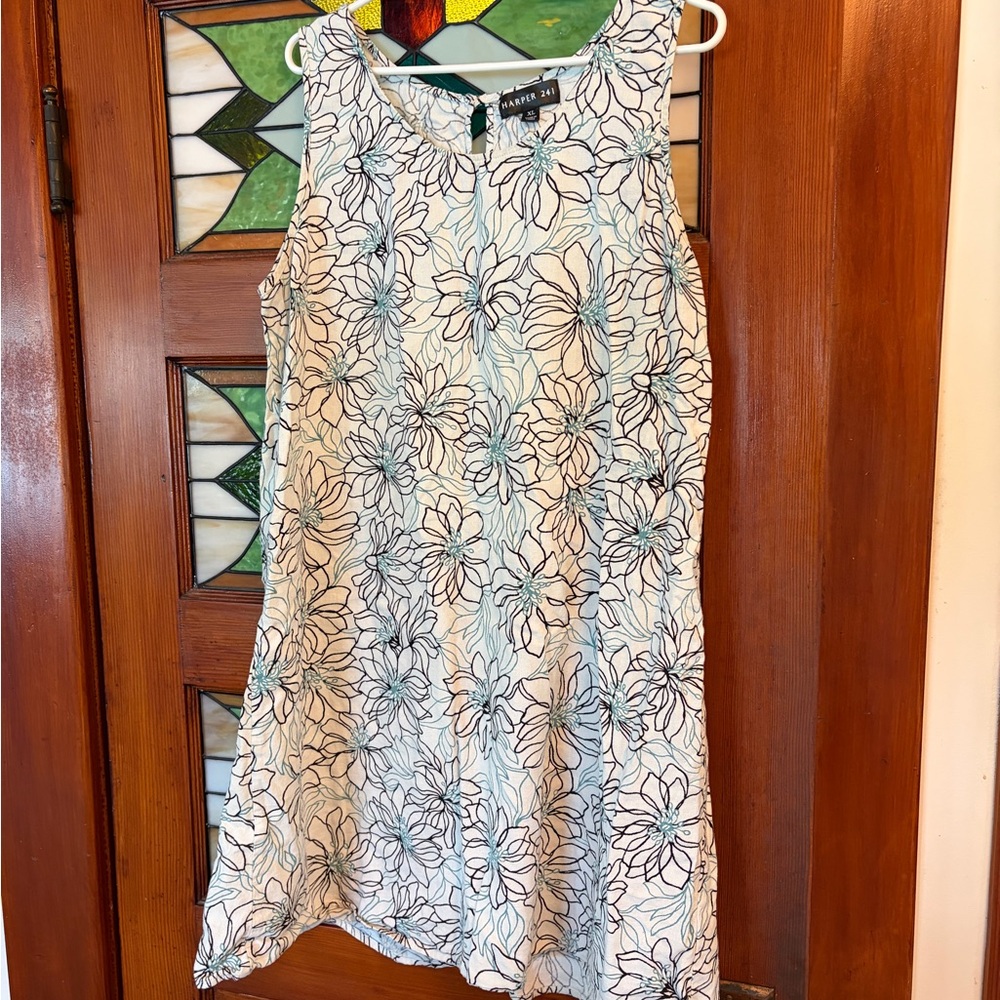 Sleeveless Floral Shift Dress - White & Aqua linen print